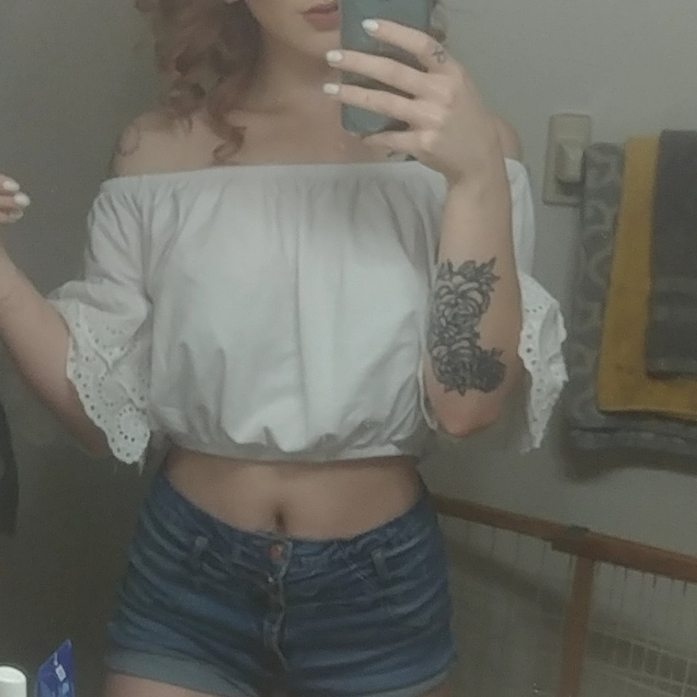 White crop top